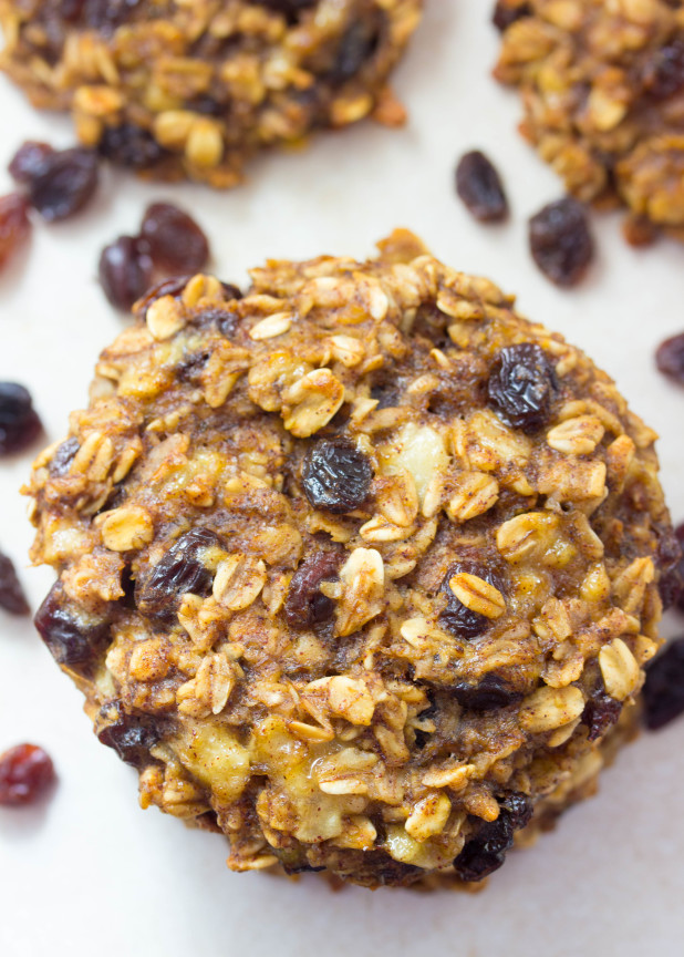 Banana Oatmeal Raisin Cookies