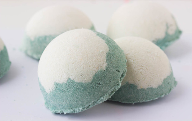 Minty Bath Truffles (Pure Essential Oil Bath Bombs)