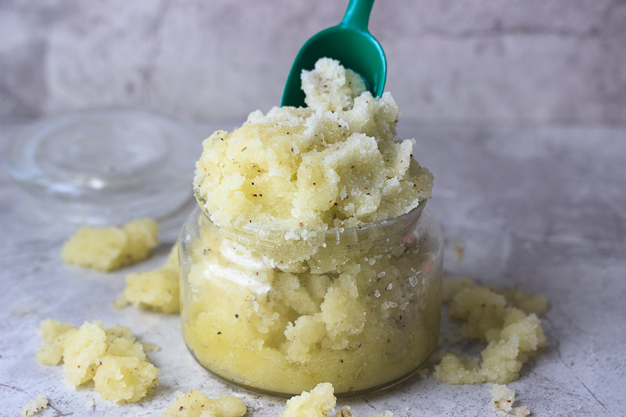 Moisturizing Body Scrub