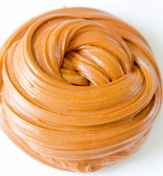 Edible Nutella Slime only requires four simple ingrediants to make and is so easy that anyone can eat it.