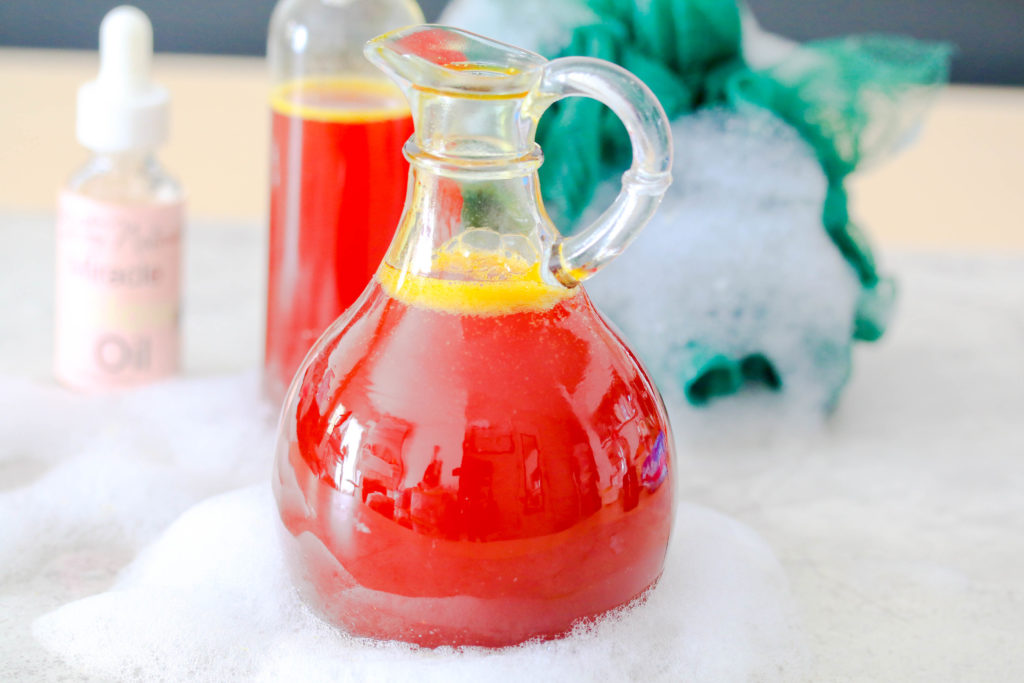 This easy turmeric body wash only requires four ingredients. It’s an all-natural tutorial that is perfect to give your skin an easy glow and perfect for beginners!